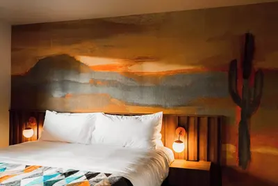 Image de Prickly Pear Paradise | La Vista Motel | 204