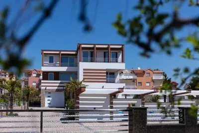 Image de Appartement incroyable à Vodice avec Wi-Fi