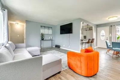 Spacious Retreat, Pet Friendly Yard & Game Space