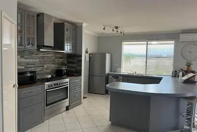 Hibiscus Haven in Eaton