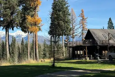 Image de Red Meadow Lodge: Experience the Serenity of Nature on the Edge of Glacier Park