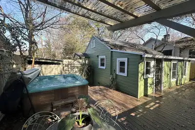 Image de Craftsman cottage w/ hot tub