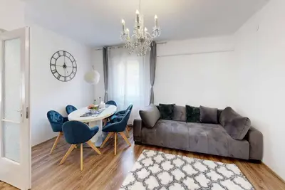 Image de Appartement de vacances avec piscine, jacuzzi, sauna et bain nordique