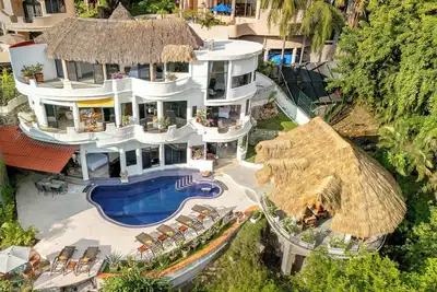 Image de Please Inquire Before Booking – Luxury Villa