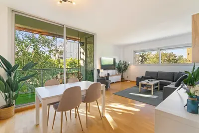 Image de Modern Spacious 3-Bedroom Apt with Pool near Beach