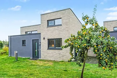 Image de Belle maison de vacances privée avec bain à remous, Wifi, piscine, Tv et terrasse