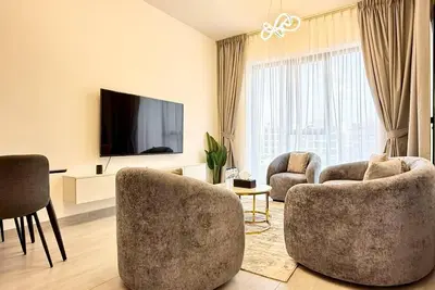 Image de Majestic 2 Bhk Park view at Liwan 2- Dubai