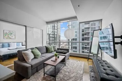 Image de King Bed | Central | Sofa Bed | Walk to Saddledome