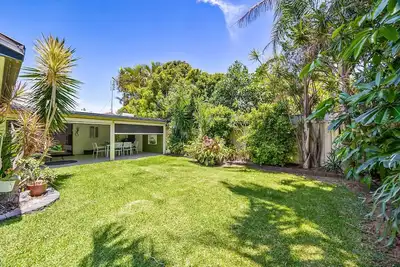 Image de Family Home Near Cafés and Surf Beaches