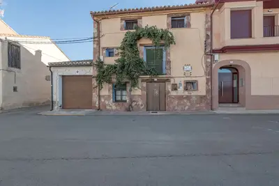 Image de Maison de campagne « Casa Rural Abuelo Luis » avec terrasse privée et balcon