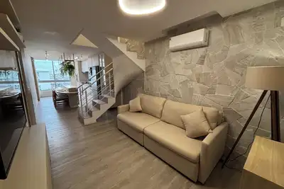 Image de Luxury Duplex in Ingleses, 3 Bedrooms, Rooftop and View