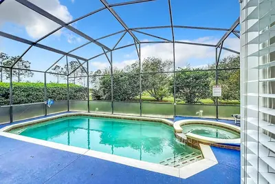 Image de 4 Bedrooms | Beach Décor | Game Room | Pool