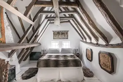 Image de Historic-en Ville-Maison-Salle de bain privée-Vue ville