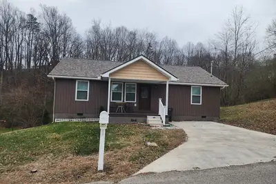 Image de Cozy Maverick of Corbin, 3 bedroom 2 bath and dog friendly!