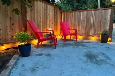 Lake Trail Guesthouse