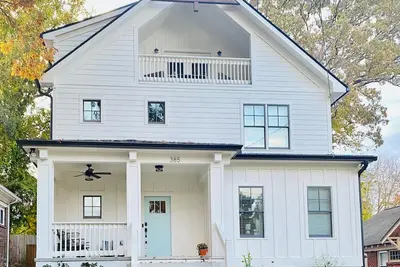 Image de Spacious 5-Bedroom Home in the heart of Atlanta; Near Mbs Stadium, Beltline