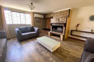 Image de House In Private Residential Area And Gated Parking Lot In Cuauhtemoc Chih