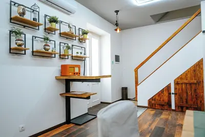 Image de 1-Minute Walk to Main Square, Wellness Access