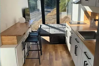 Image de Experience \"Big Living\" in a Modern Tiny House - Central Pnw Location