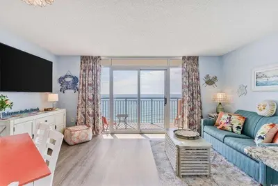 Image de Breathtaking Oceanfront 10th Floor 1br! Roxanne Towers 1004