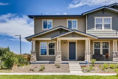 Image de Modern 4-bedroom home in vibrant Denver