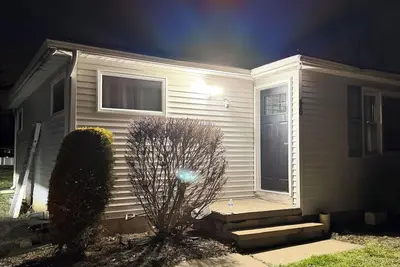 Image de Modern Fully Renovated 2br Retreat • Minutes from Rit • Safe & Spacious