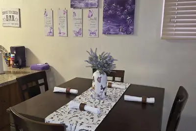 Image de Modern 2br Apartment in Abaco Family & Business Ready\n\n