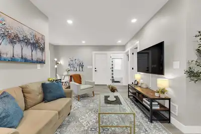 Image de Family-owned 3br Near Cleveland Clinic with Ac, Parking, Wi-Fi, and much more