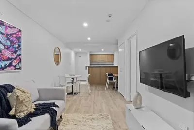 Image de Cityscape on Mounts Bay – Walk to Kings Park 1br Apartment