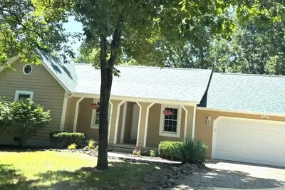 Image de Bright and Charming 2br, Office home. Near Mo S&T, Great Eats & Local Shopping!