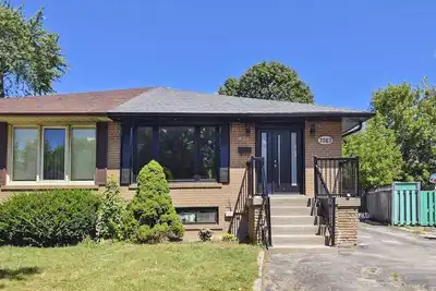 Image de Beautiful home in Mississauga, near Pearson Airport