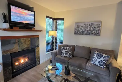 Image de Sleeps 4! Oceanfront Resort Condo w/ Kitchenette and Seasonal Pool and Hot Tub.