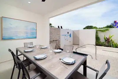 Image de Beach 5min, Elegant 3br Pool Villa! Near Holetown