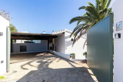 Image de New Villa Primavera Tranquility meets Seaview near Mahon