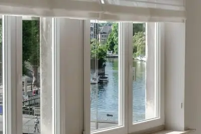 Image de High-End Luxury Apartment with Leie River View