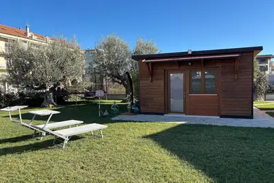 Image de La Dépendance avec jardin à Pescara – 9 min de la mer, Wi-Fi, clim, recharge Ev
