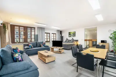 Image de Appartement \"Am Marktplatz\" avec vue sur la montagne et Wi-Fi