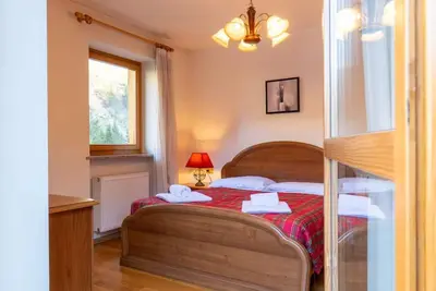 Image de The Space🏔 Beautiful Mountain House 5 Minutes from the Alleghe Slopes – Comfort & Nature in the Heart of the DolomitesExperience a unique stay in the Dolomites in a mountain house cared for in every detail, perfect for ski lovers in winter and hikin