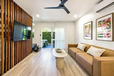 Image de Family-Friendly Pool & Patio Retreat, Walk to Beach & Dining