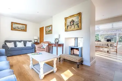 4 Bed in Southwold (oc-hgem)