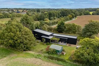 3 Bed in Bramfield (oc-hglenv)