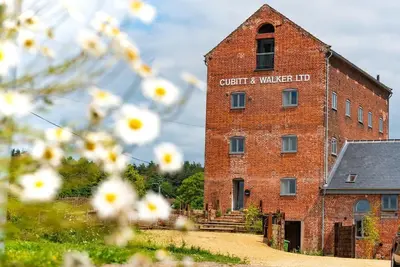 Image de 4 Bed in White Horse Common (oc-1945)