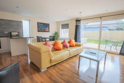 Image de Stylish modern newly built apartment