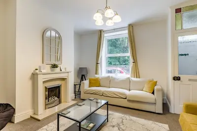 Image de 3 Bed in Whaley Bridge (oc-h31967)