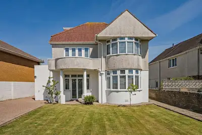 Image de 4 Bed in Nottage (oc-a32048)