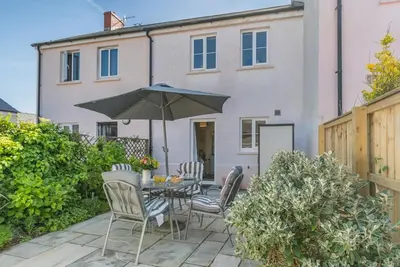 2 Bed in Broad Haven (oc-b32072)