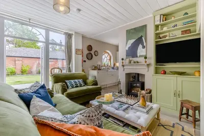 Image de 2 Bed in Tunstead (oc-o32203)