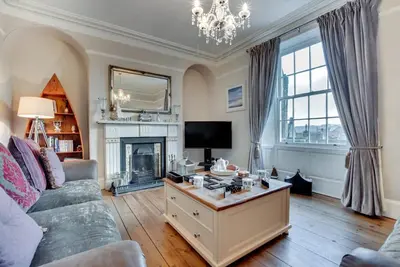 Image de 4 Bed in Whitby (oc-w474)