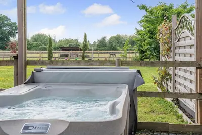 Image de 1 Bed in Blashford (oc-d32251)