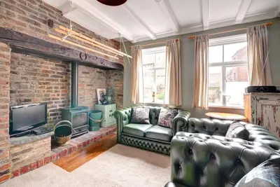 Image de 2 Bed in Whitby (oc-w353a)